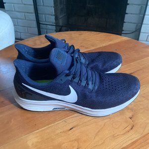 Nike Air Zoom Pegasus 35 Men's Running Shoe - Size 11 - Navy
